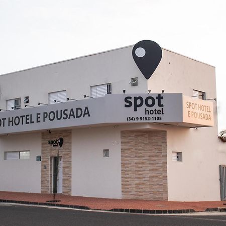 Spot Hotel E Pousada 우베를란디아 외부 사진